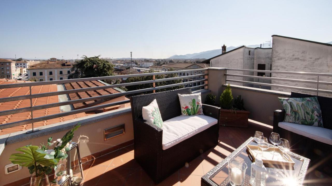 Rooftop Delight With Terrace Lucca Dış mekan fotoğraf