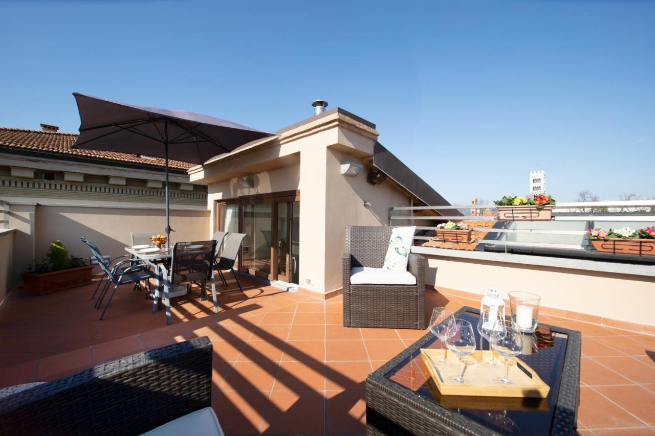 Rooftop Delight With Terrace Lucca Dış mekan fotoğraf